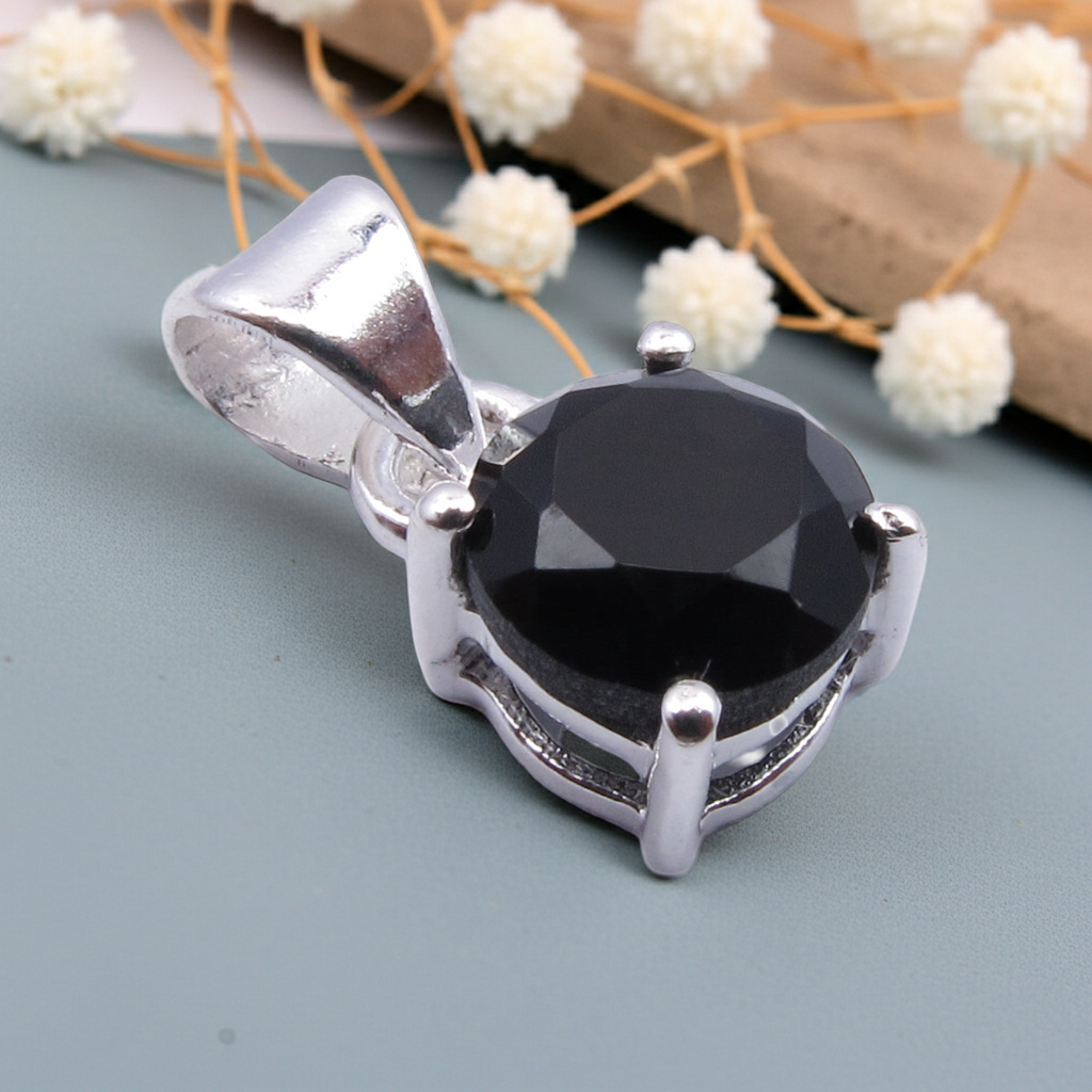 925 Silver Black Onyx Round Pendant